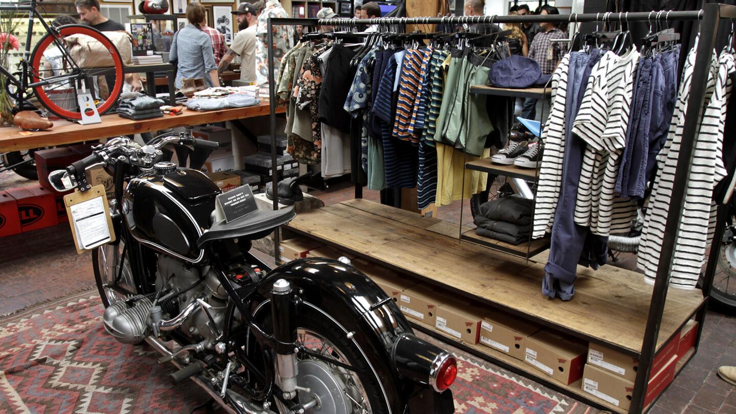 Deus Ex Machina makes high-end motorcycles and loses money on each one -  Los Angeles Times