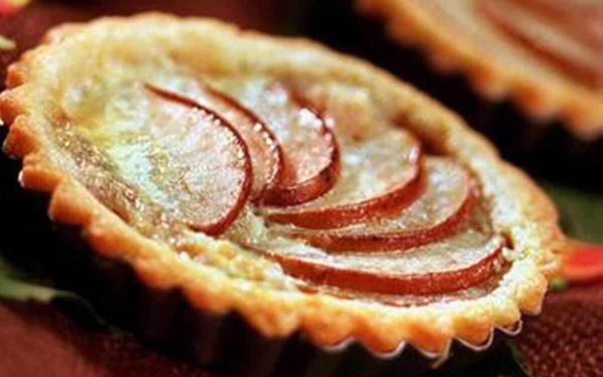 Asian pear tart