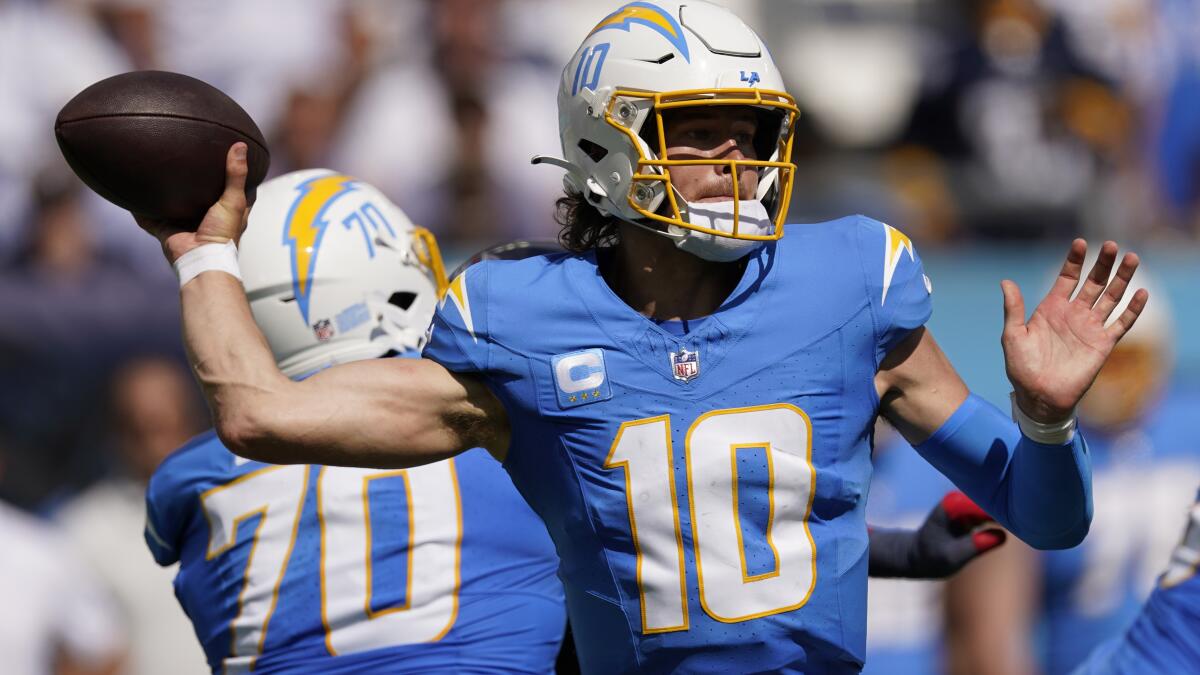 San Diego Chargers: Joey Bosa Impressing After Slow Start