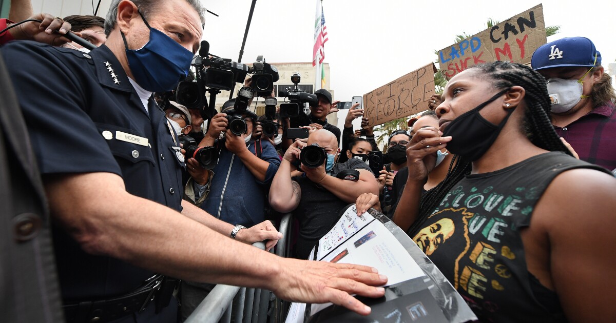 LAPD chief under fire over police treatment of protesters - Los Angeles Times