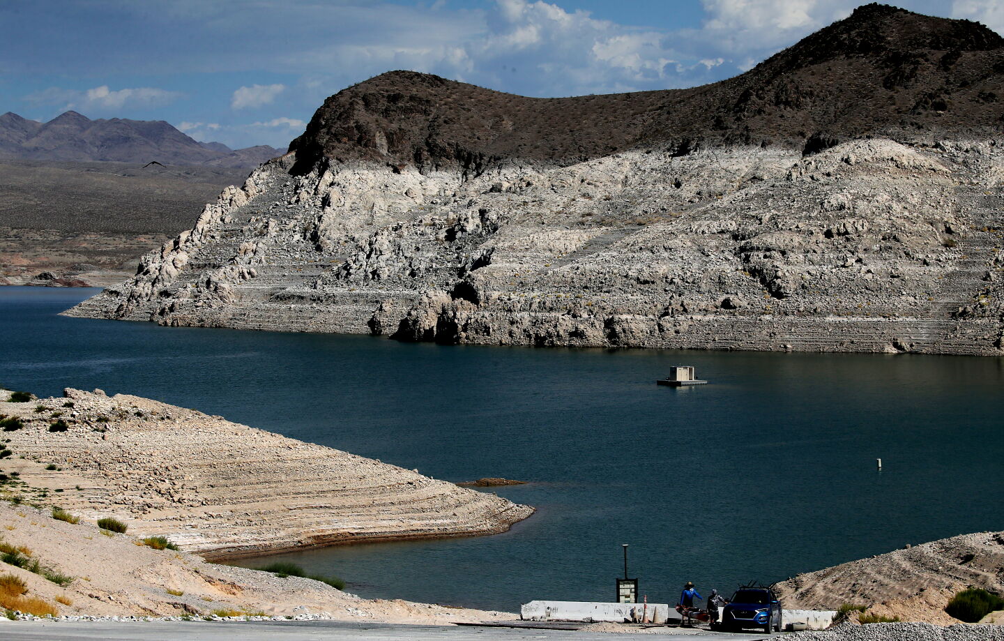 Mead Pool 'It's such a strange thing to see': Photos show Lake Mead on the verge ...