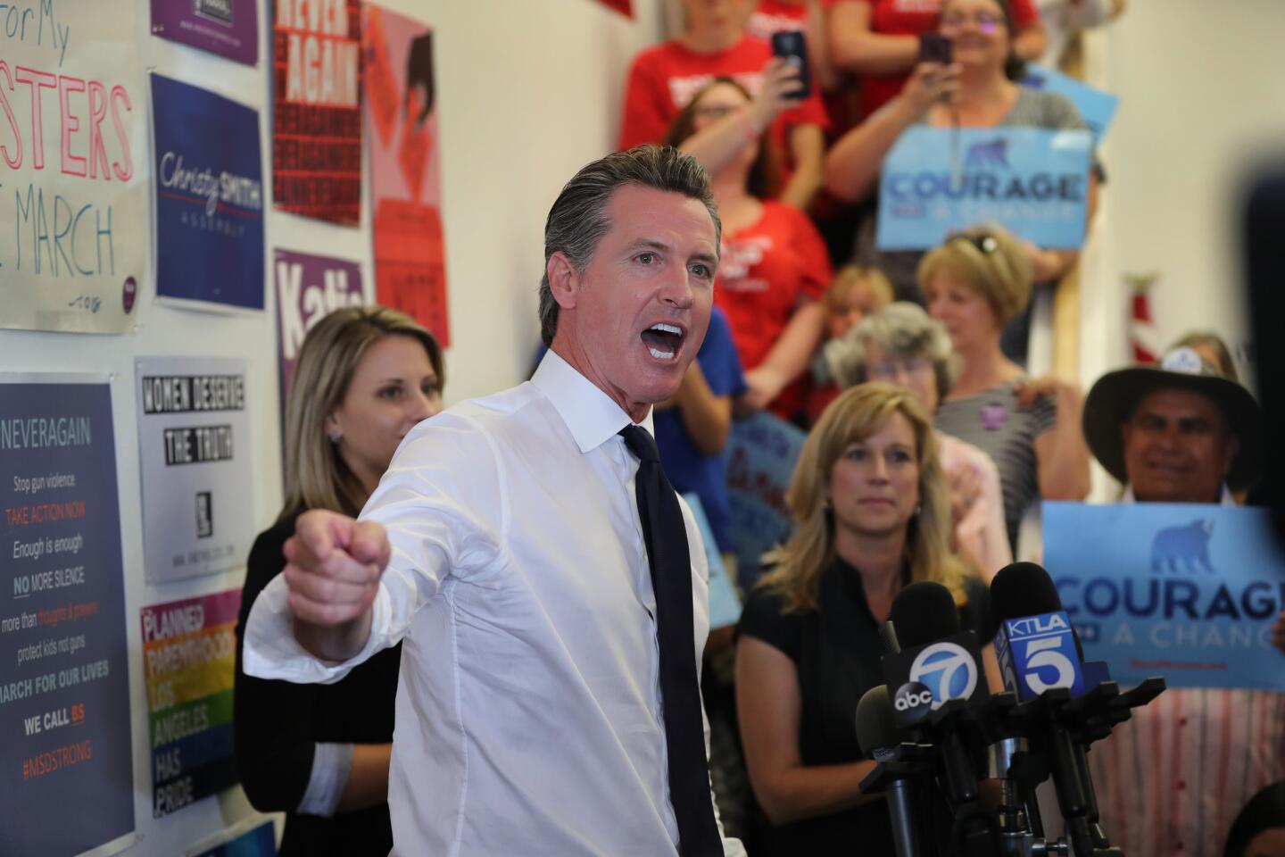 Gavin Newsom bus rally