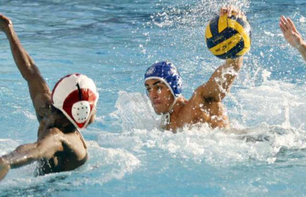 Burbank's Danta Nazarian paced the Bulldogs with six goals in their 14-10 win over Arlington.