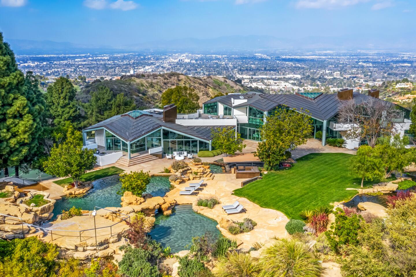 Pharrell Williams sells striking Beverly Hills mansion for $14 million - Los Angeles Times