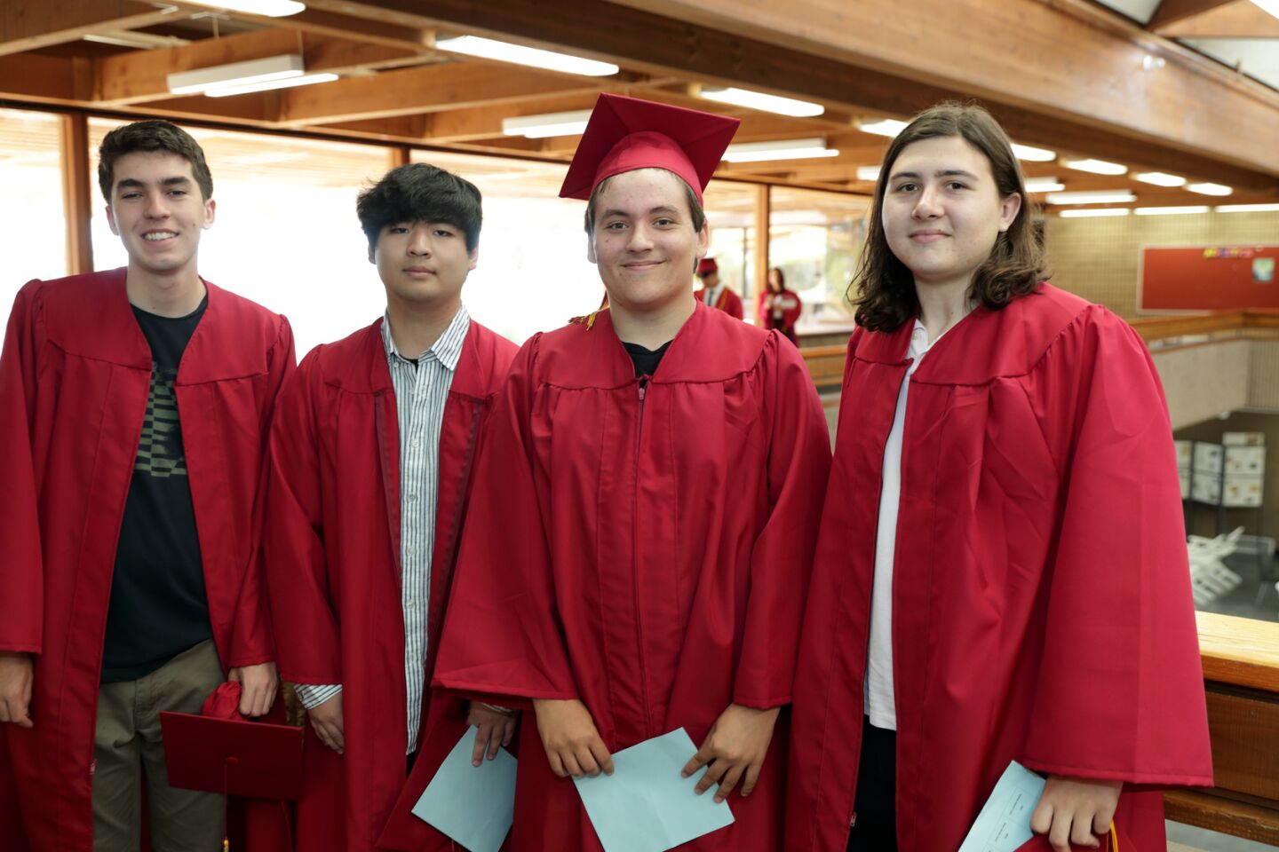 cm-tphsgrad-2206-009.jpg