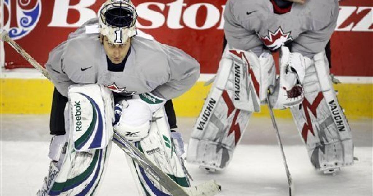 Canucks G Luongo signs 12-year, $64M extension - The San Diego