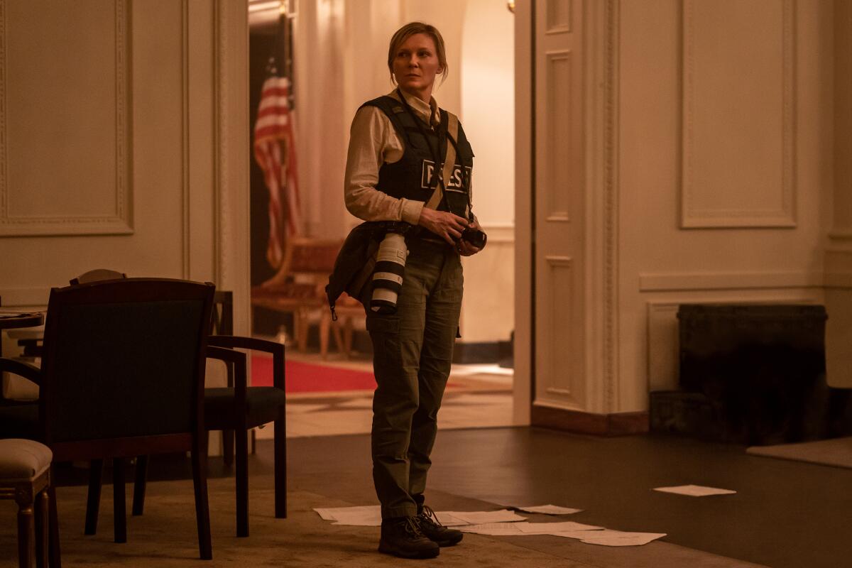 Kirsten Dunst in 'Civil War'
