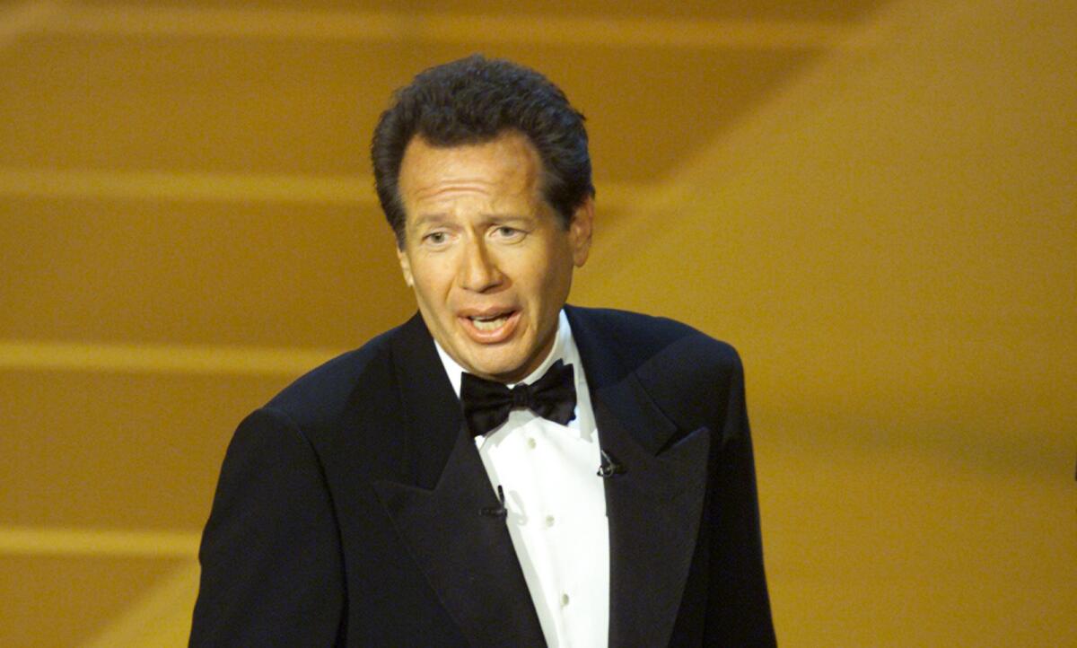 Garry Shandling attends the 52nd Emmy Awards in 2000 at the Shrine Auditorium in Los Angeles.