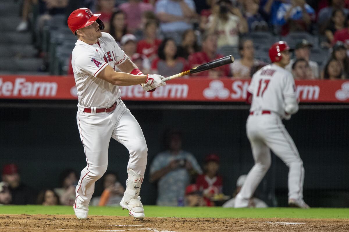 Mike Trout, de los Angelinos de Los Ángeles, 