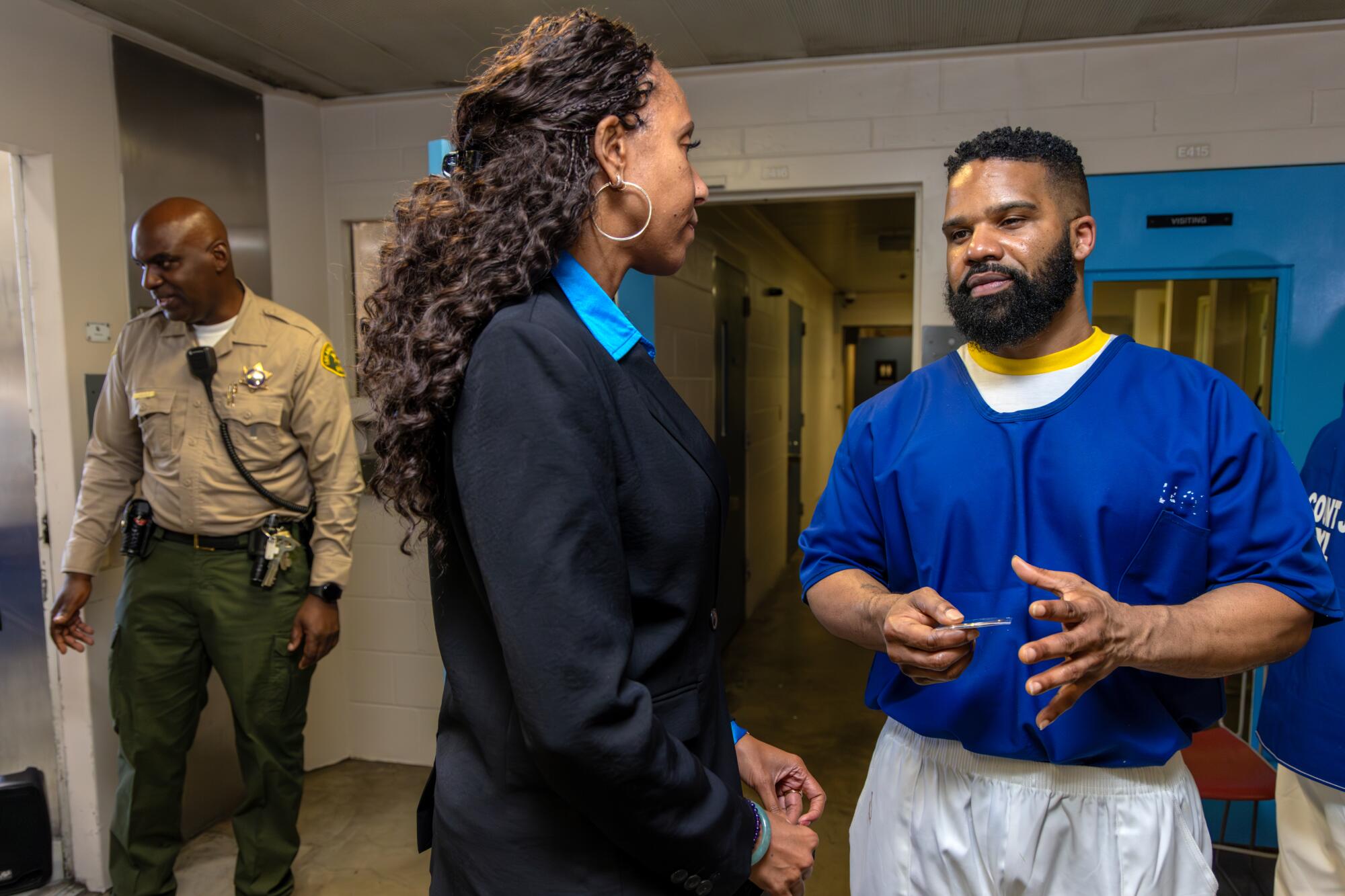 He got off death row, now helps mentally ill inmates in L.A. - Los ...