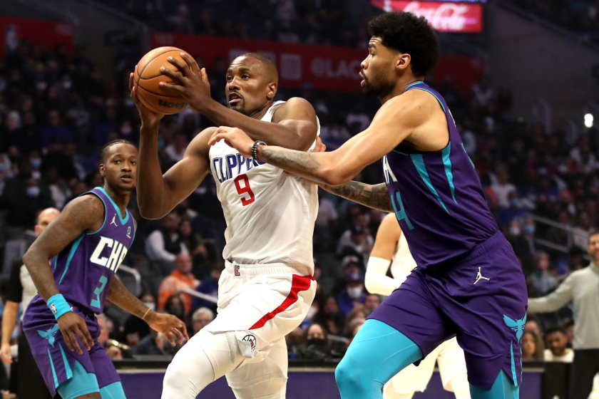 LOS ANGELES, CALIFORNIA - NOVEMBER 07: Serge Ibaka #9 of the Los Angeles Clippers drives to the basket.