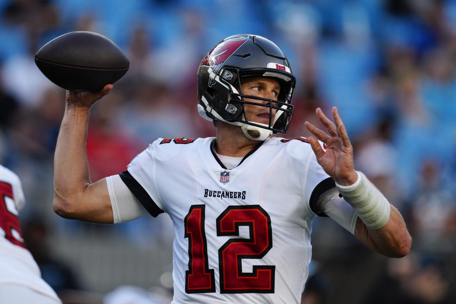 Tampa Bay Buccaneers use goal-line stand to stuff Carolina