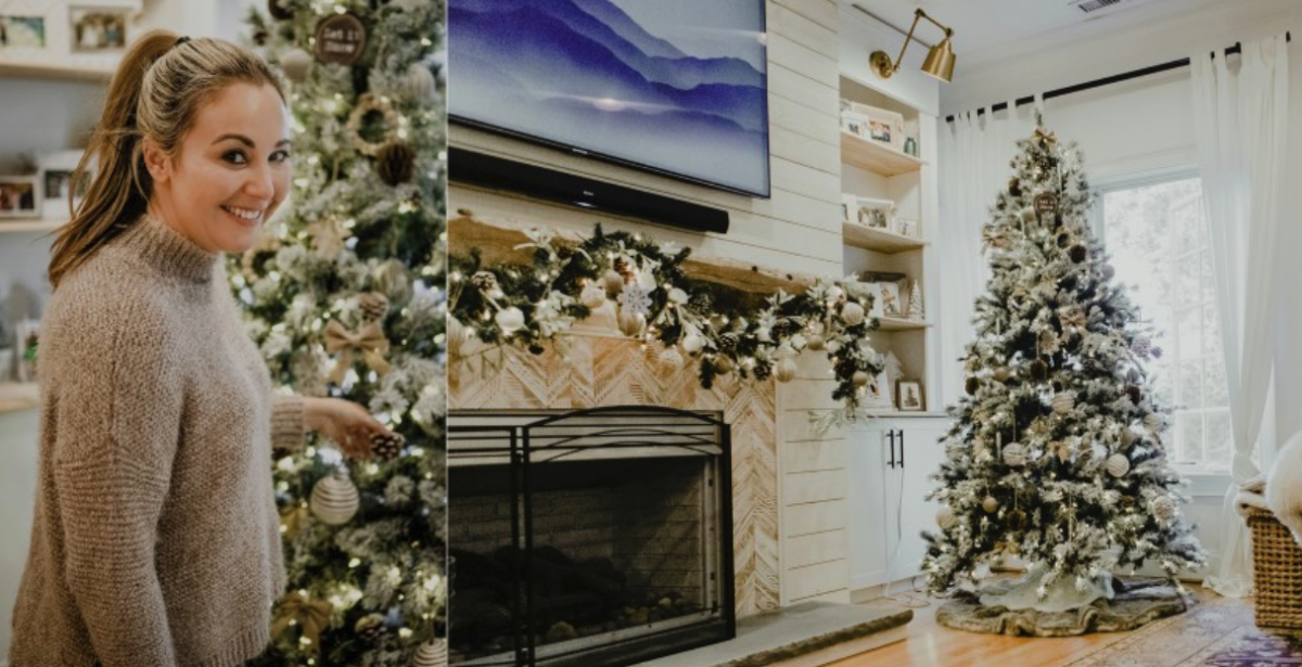 En esta combinación de fotos se ve a Lindsey Catarino mientras posa frente a su árbol de Navidad