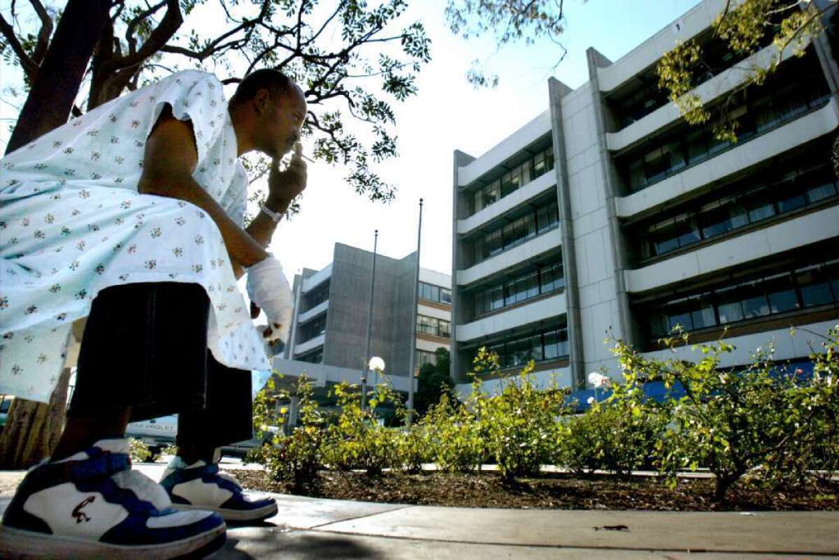 Automated phone calls and free medication helped hospital patients quit smoking after they were discharged, according to a new study in JAMA.