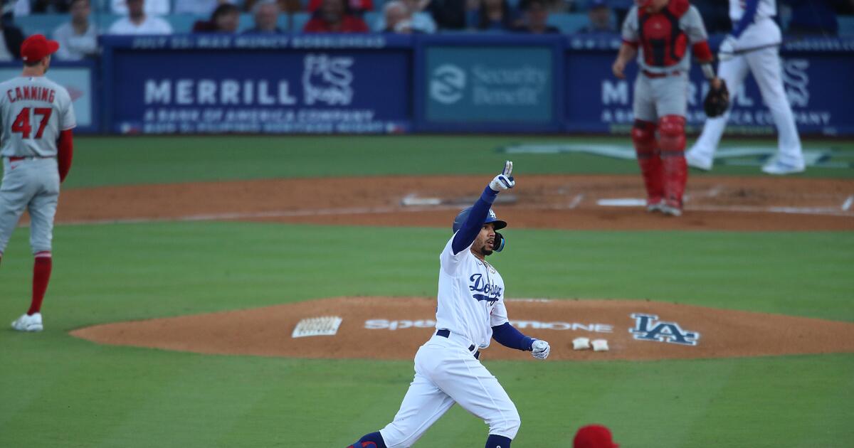 Dodgers beat Giants in Miguel Vargas' major league debut - Los Angeles Times