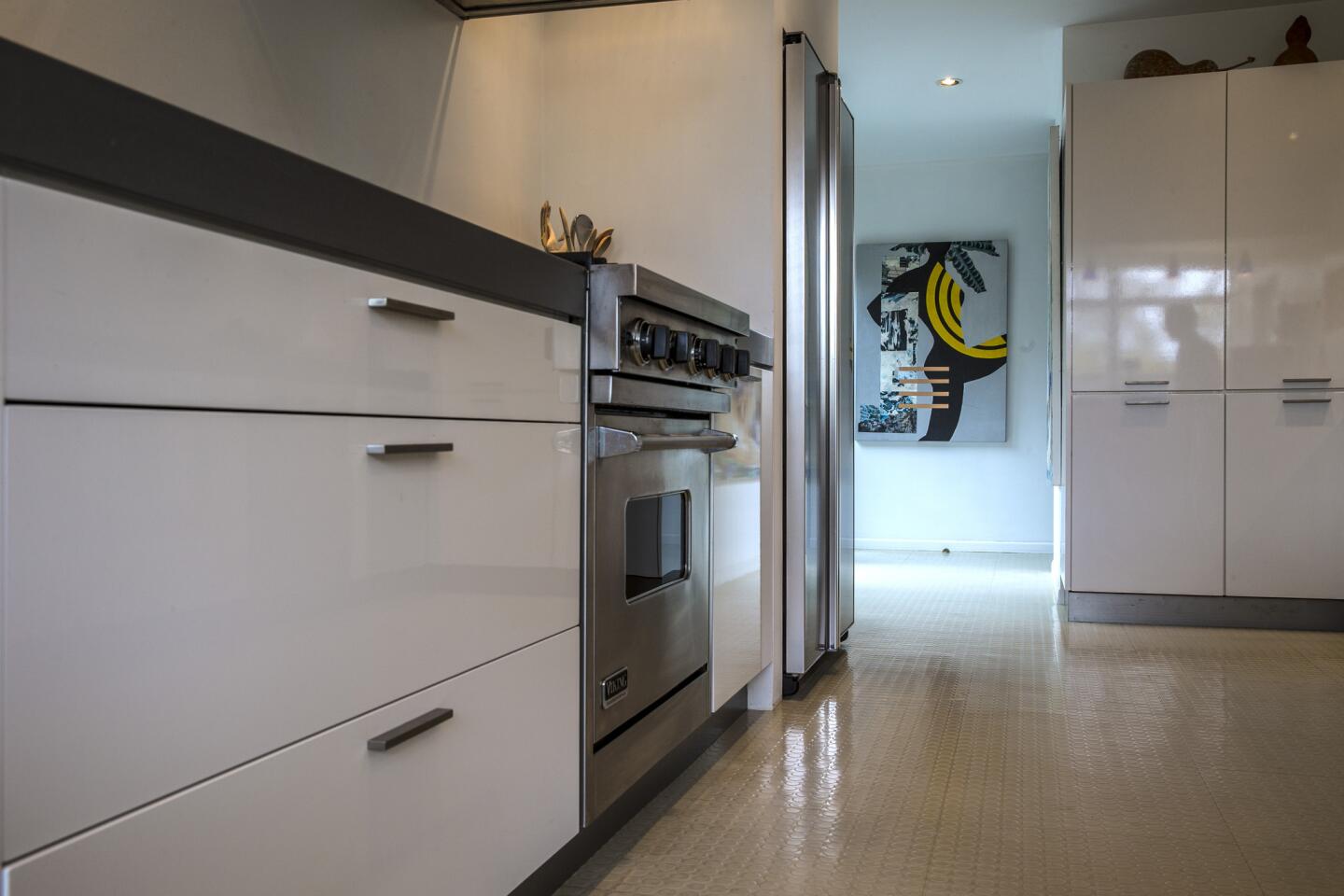 All-white kitchens