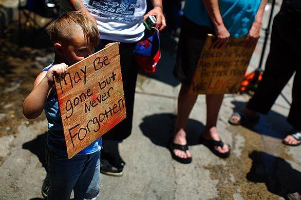 Fans mourn Michael Jackson