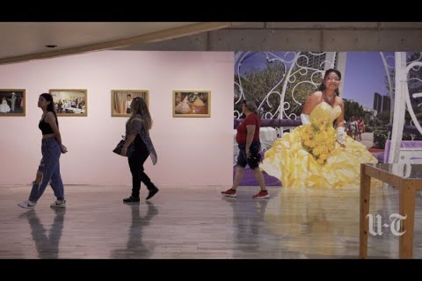 'Ellas no bailan solas': artista tijuanense  retrata la vida de migrantes a través de quinceañeras