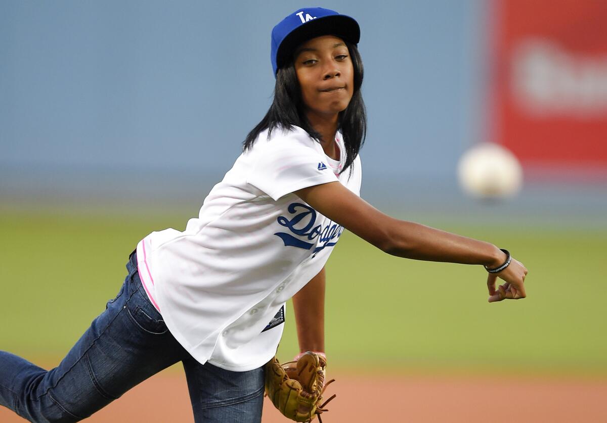 Mo'ne Davis - Softball - Hampton University Athletics