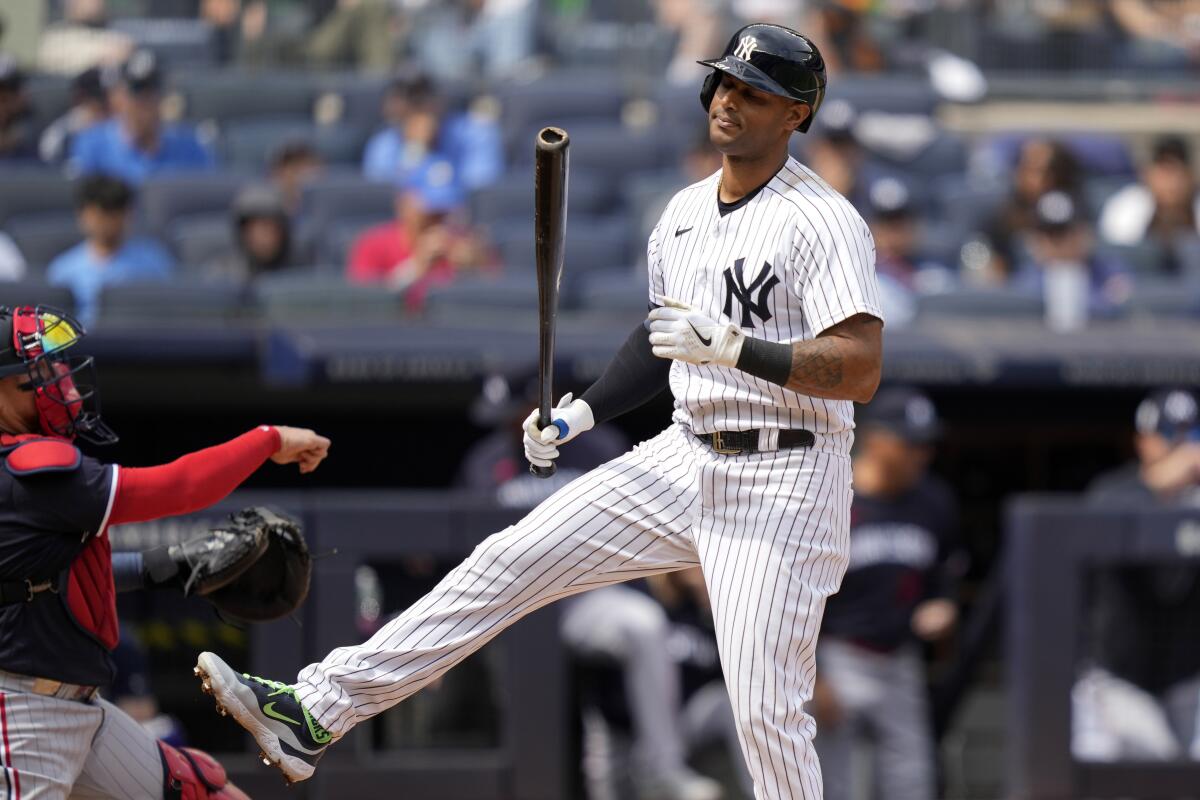 Aaron Hicks released by Yankees, who owed outfielder $27.6 million - The  San Diego Union-Tribune