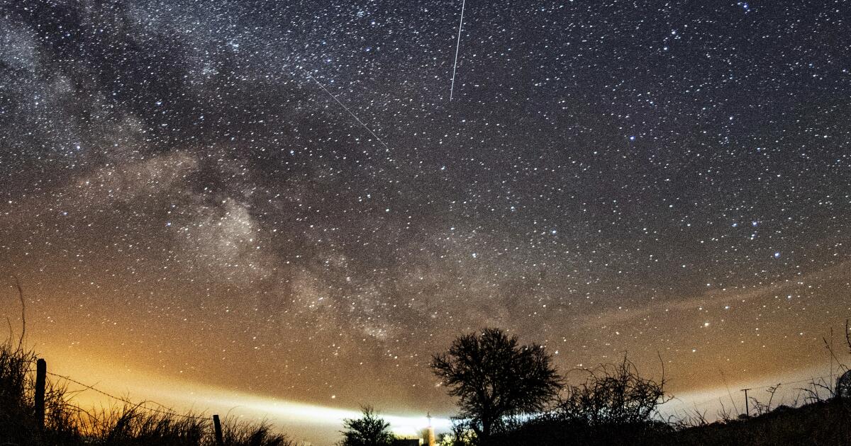 The Lyrid meteor shower creates a light show for Earth Day. Here's how to get the best view