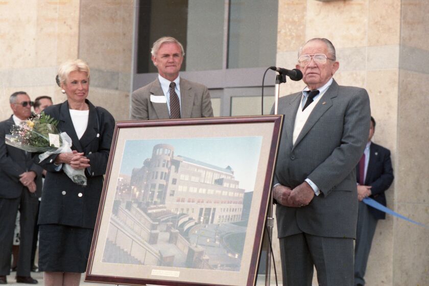 Sen. Bill Craven (at microphone) speaks at ceremony dedicating a building in Craven's name at California State University San Marcos on April 19, 1993.