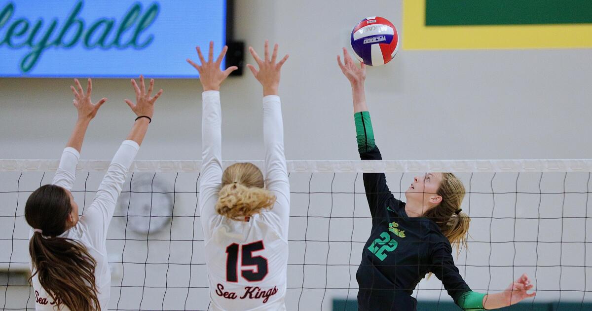 Milly McGee mène le match de volley de Mira Costa contre Palos Verdes