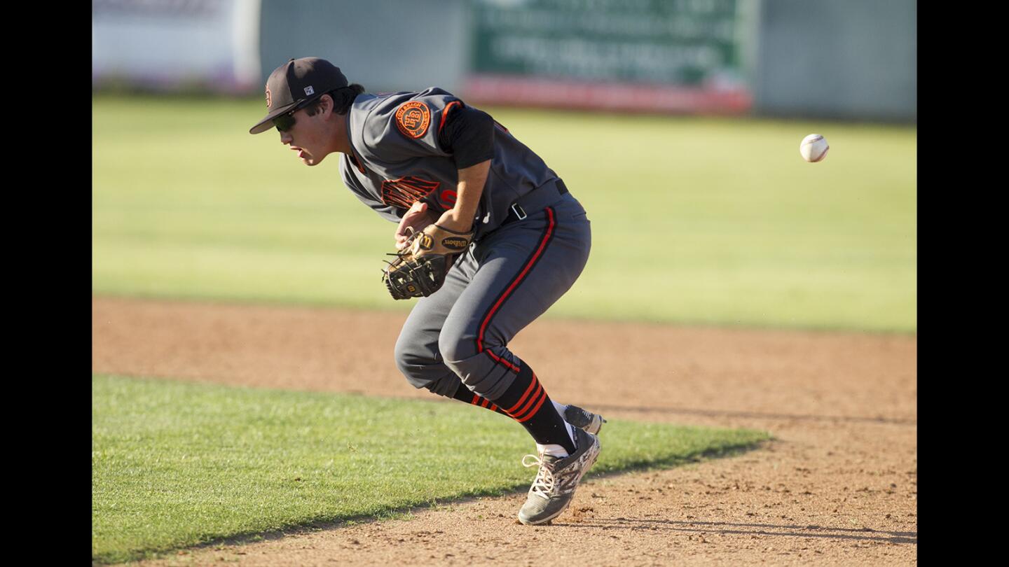 Photo Gallery: Huntington Beach vs Los Alamitos baseball