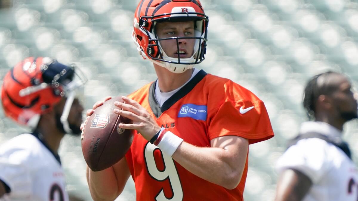 Bengals QB Joe Burrow says he's on track to play in Sunday's opener against  Cleveland - The San Diego Union-Tribune