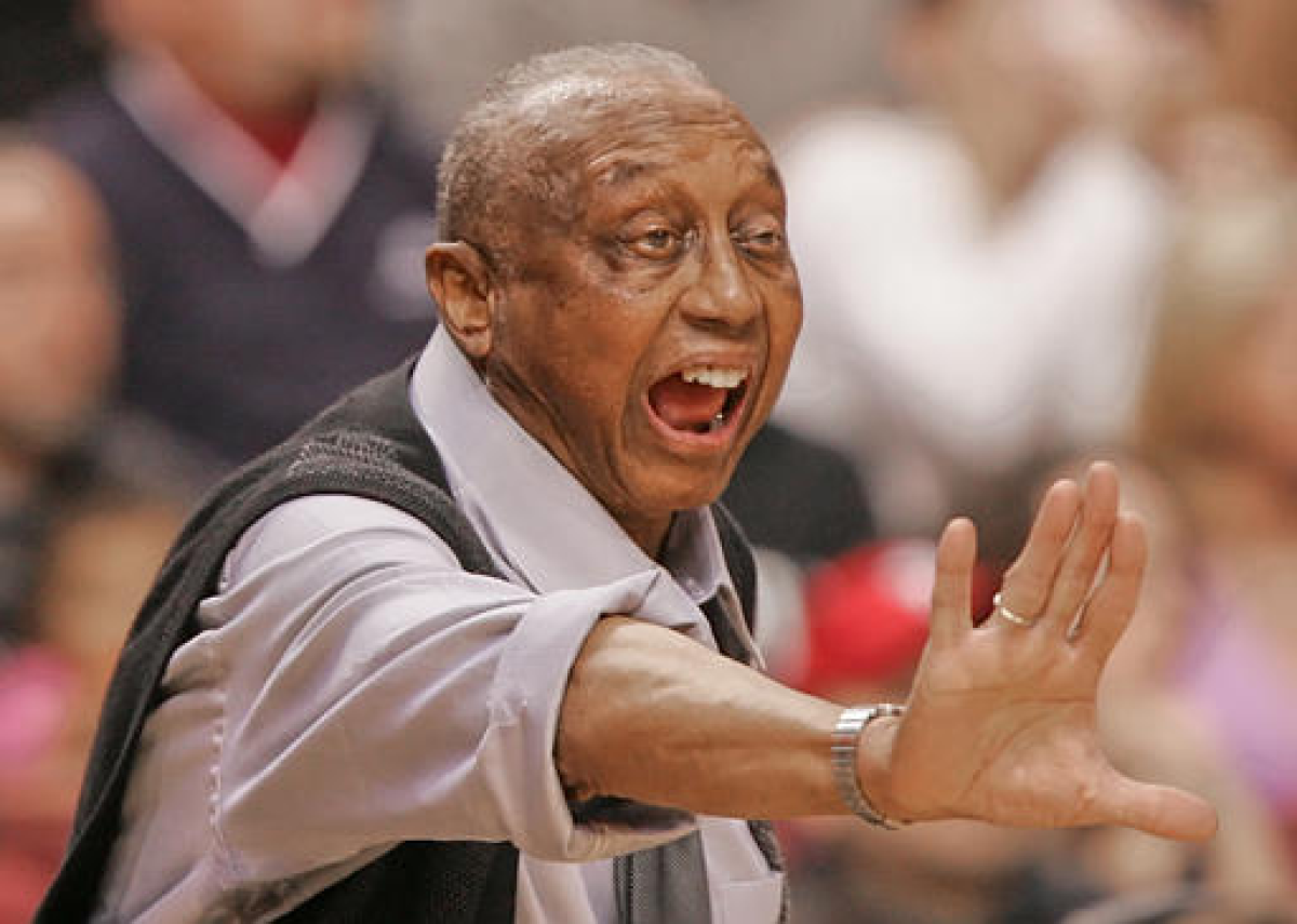 Temple coach John Chaney yells directions to his players.