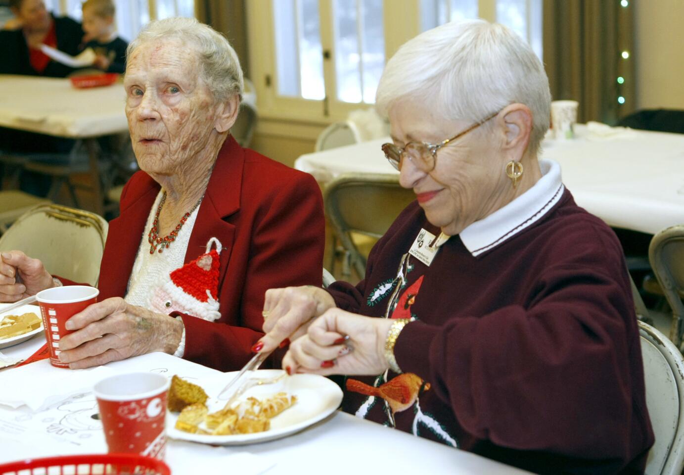 Photo Gallery: La Crescenta Woman's Club annual breakfast with Santa Claus