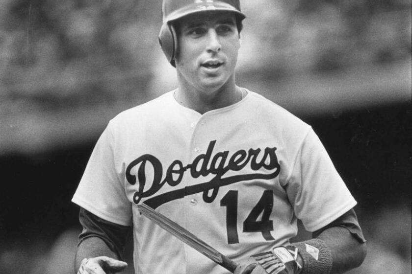 Mike Scioscia with the Dodgers in 1985.