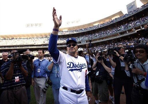 Joe Torre looking forward to Cincinnati's All-Star Game