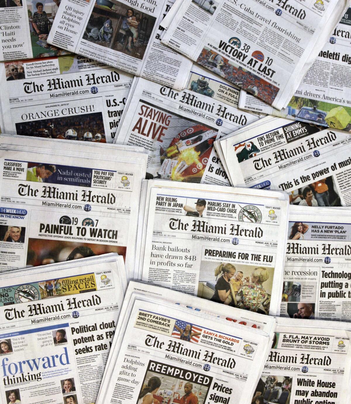 Newspaper publisher McClatchy expects fourth-quarter revenues of $183.9 million, down 14% from a year earlier.