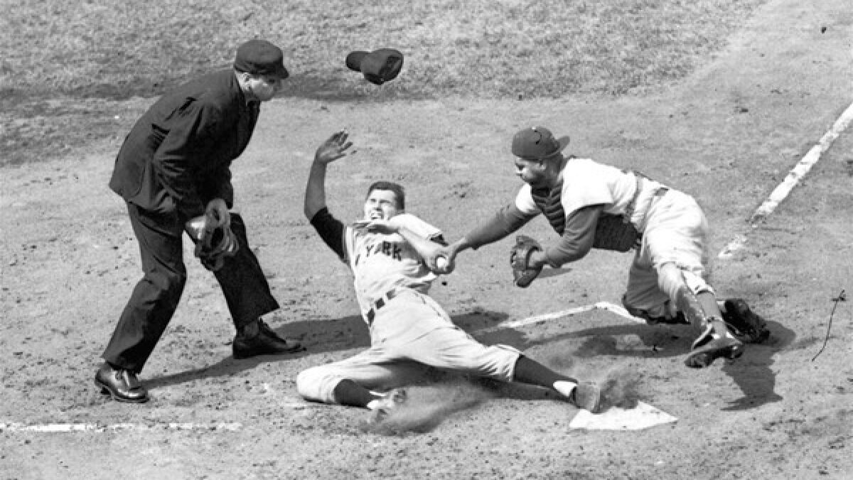 1950 Brooklyn Dodgers Baseball Catcher Roy Campanella & New Baby Press Photo