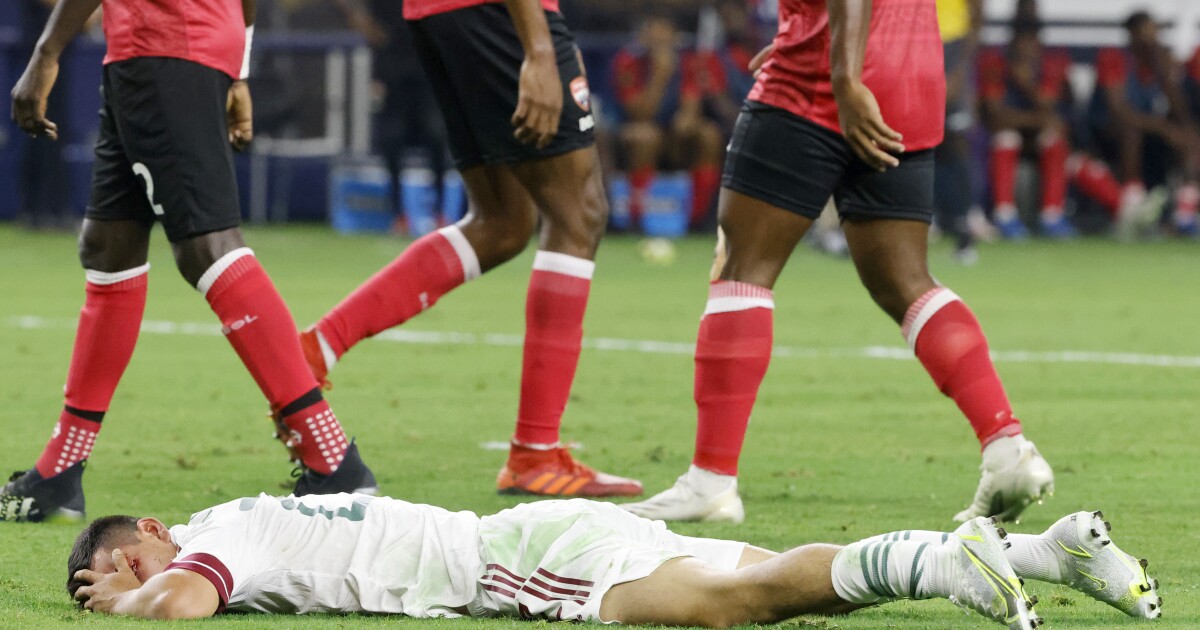 México: Lozano se pierde el resto de la Copa Oro