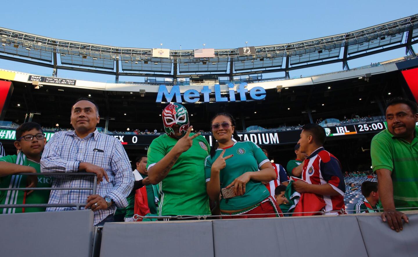 Fans of the National soccer team from Mexico prepare for the friendly match between Mexico and the Republic of Ireland June 1, 2017 at MetLife Stadium in East Rutherford, New Jersey. / AFP PHOTO / Kena BetancurKENA BETANCUR/AFP/Getty Images ** OUTS - ELSENT, FPG, CM - OUTS * NM, PH, VA if sourced by CT, LA or MoD **