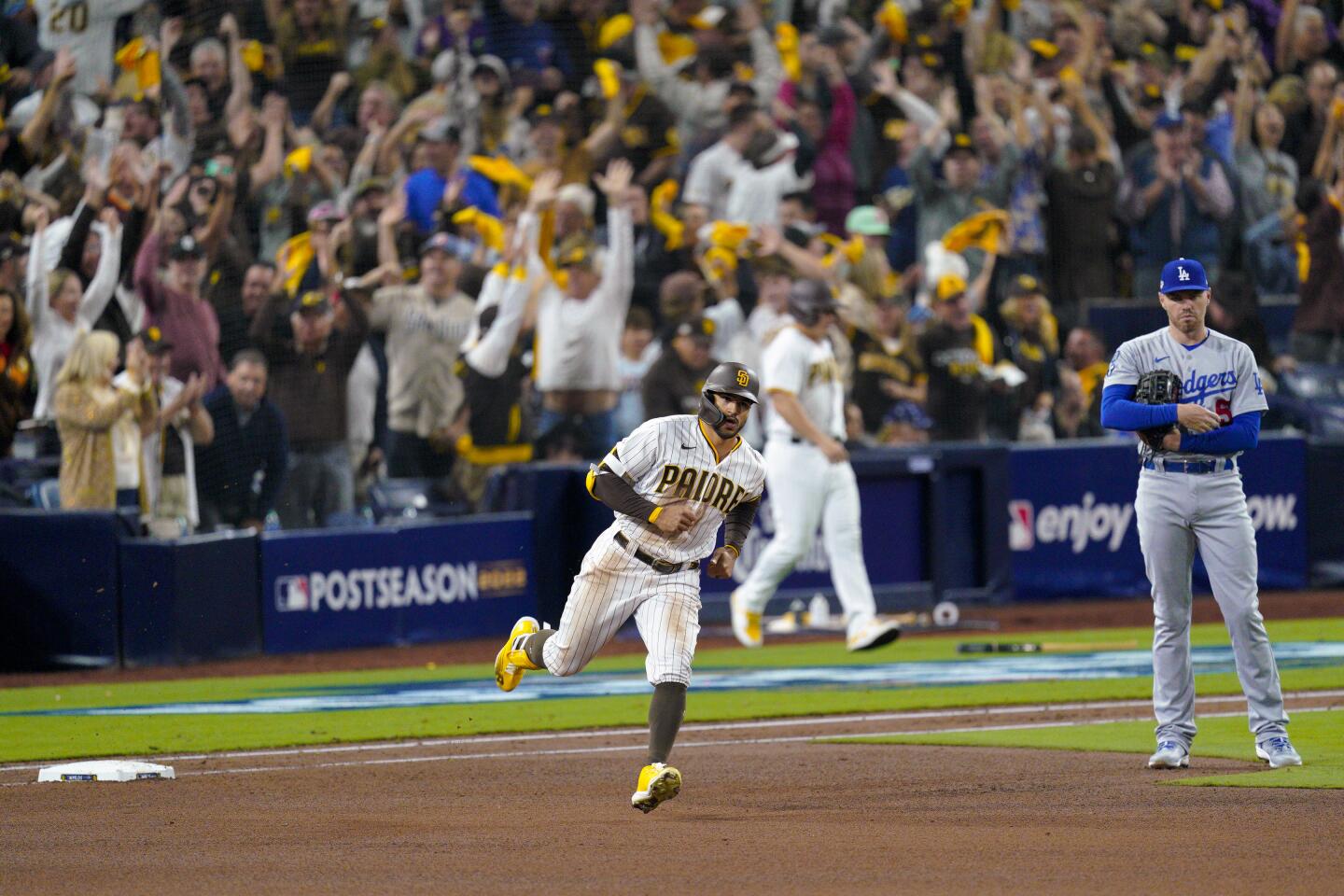 PHOTOS: Dodgers vs. Padres, NLDS Game 3 – Orange County Register