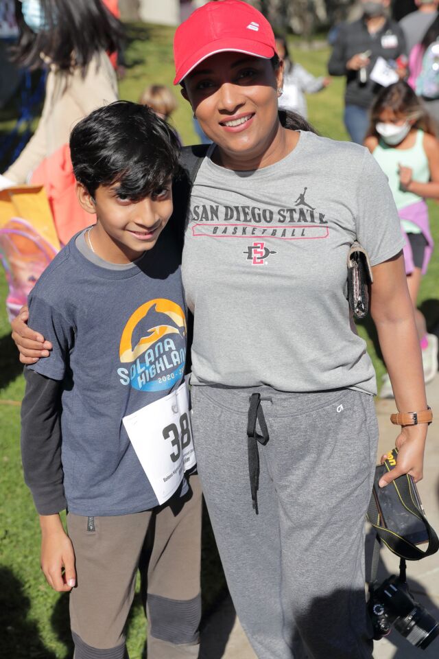 Dolphin Dash participants at Solana Highlands Elementary