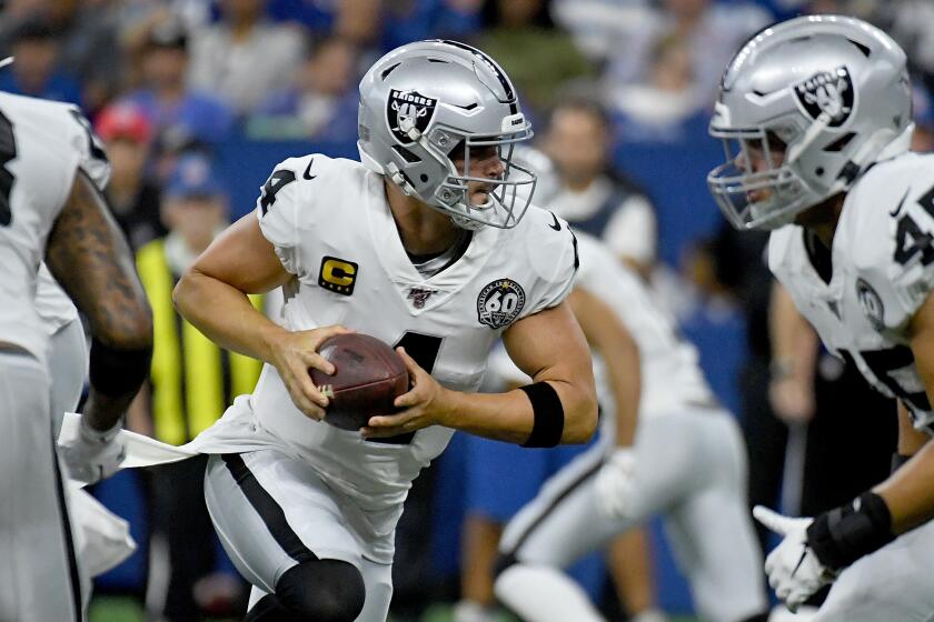 INDIANAPOLIS, IN - SEPTEMBER 29: Derek Carr #4 of the Oakland Raiders drops back to pass during the first quarter of the game against the Indianapolis Colts at Lucas Oil Stadium on September 29, 2019 in Indianapolis, Indiana. (Photo by Bobby Ellis/Getty Images)
