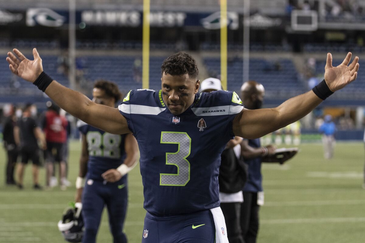 Russell Wilson tells Mark Cuban he wants to 'own the Seattle Seahawks'