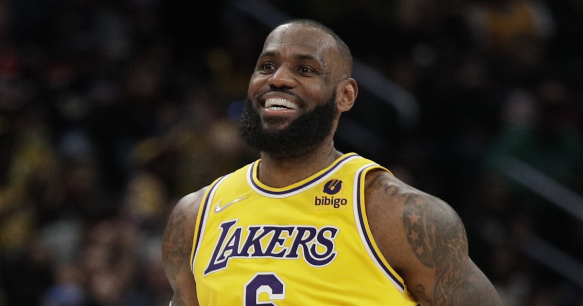 L’extension des encres LeBron James des Lakers devient le joueur le mieux rémunéré