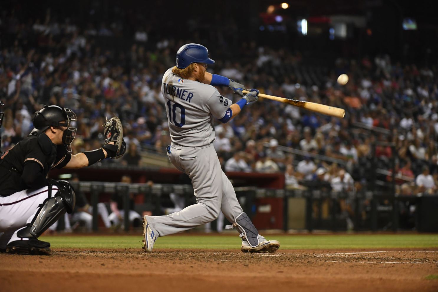 Justin Turner hits go-ahead HR, Dodgers top Diamondbacks 8-3 - The