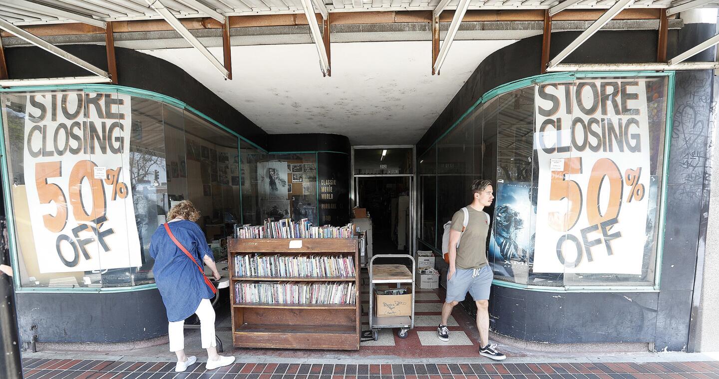 Photo Gallery: Longtime downtown Burbank bookstore about to close