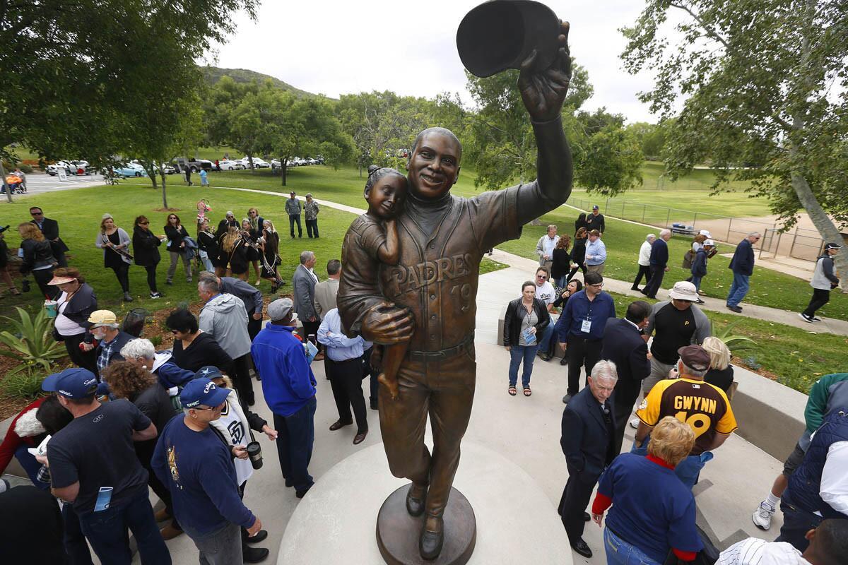Poway Unveils Statue of Hall of Famer Tony Gwynn - Times of San Diego