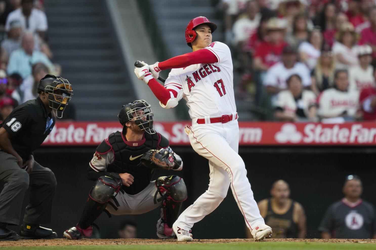 Bobby Abreu's single in ninth leads Angels past Jays