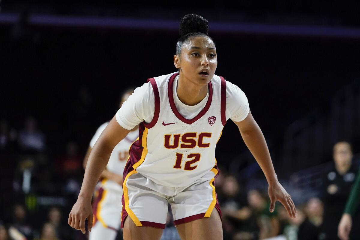 JuJu Watkins Breaks Another USC Record In Victory Over Arizona Los juju-watkins-breaks-another-usc-record-in-victory-over-arizona-los