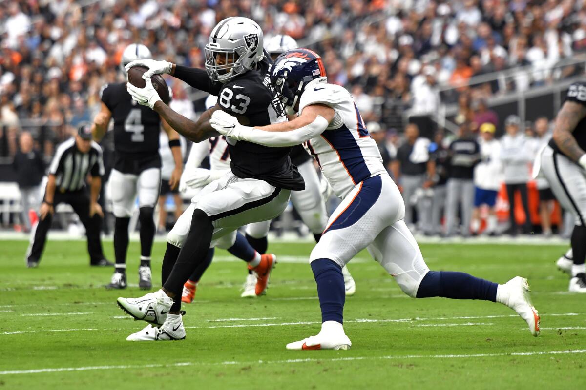 Waller scratched, Turner active for Raiders-Saints matchup - The