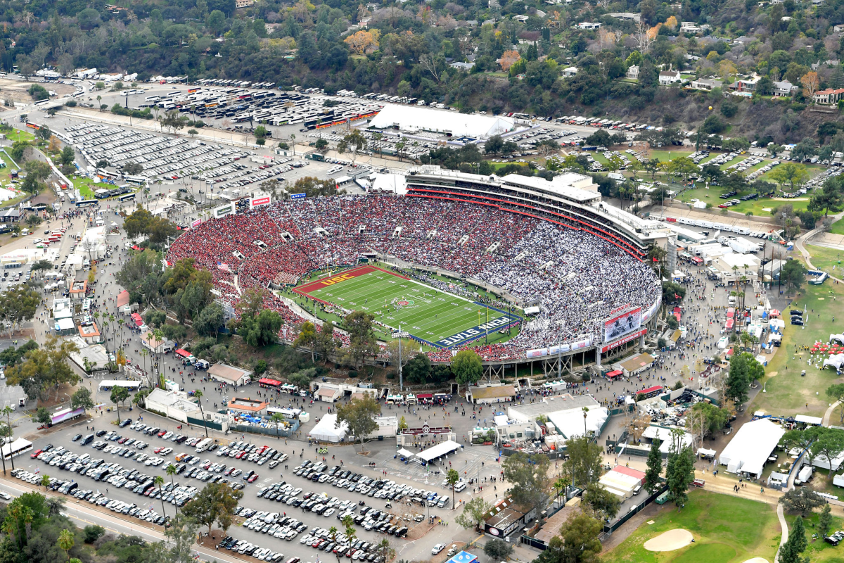 An aerial view of the 2017 Rose Bowl Game between USC and Penn State.