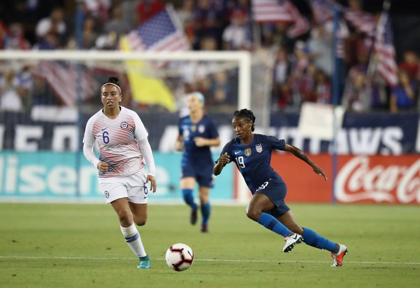 SAN JOSE, CA - SEPTEMBER 04: Crystal Dunn of the United States dribbles past Claudia Soto of Chile during their match at Avaya Stadium on September 4, 2018 in San Jose, California. (Photo by Ezra Shaw/Getty Images) ** OUTS - ELSENT, FPG, CM - OUTS * NM, PH, VA if sourced by CT, LA or MoD **